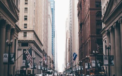 Chicago city skyline and river