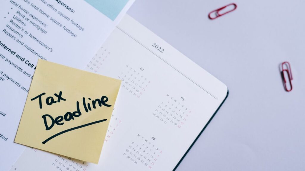 calendar-deadline-travel-planning-8962471