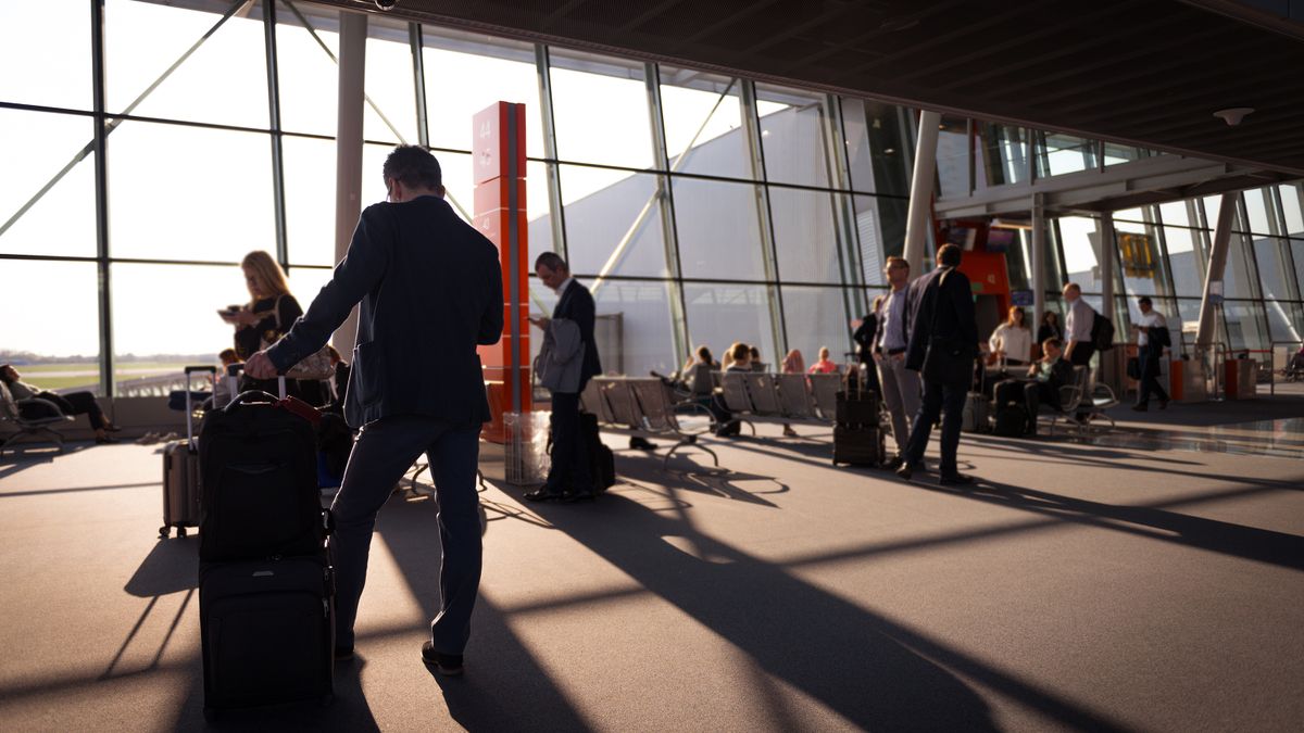 Business traveler with an approved ESTA business trip transit authorization