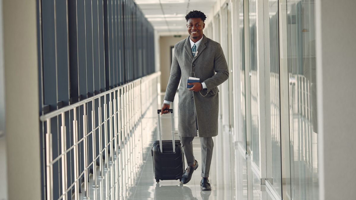 Traveler with a valid approved ESTA before a US trip