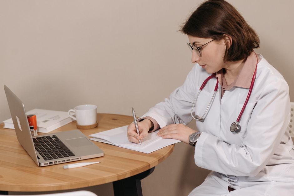 Doctor's prescription letter supporting medication carried into the USA by an ESTA visitor