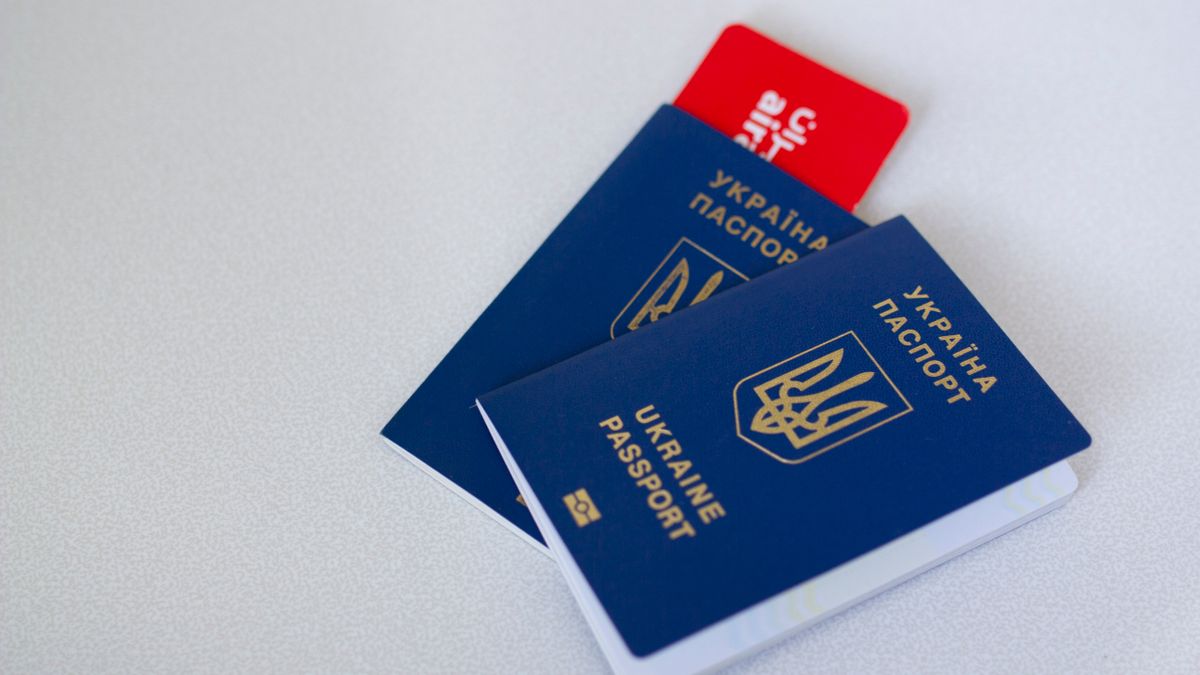 Biometric chip passport renewal for ESTA after name change